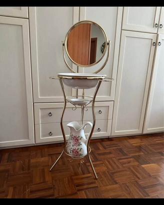 Lavabo con specchio classico
