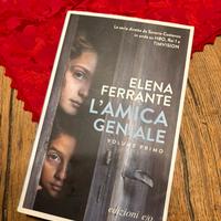 Libro ‘L’amica geniale - vol 1’ di Elena Ferrante