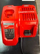 Caricabatterie M12-M18