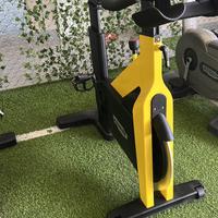 ATTREZZATURE PALESTRA E ARREDAMENTO VARIO