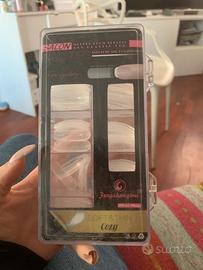 Dual form per ricostruzione unghie