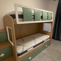 Letto a castello con doghe e materassi