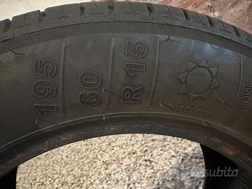 Gomme Estive 195/60 r15