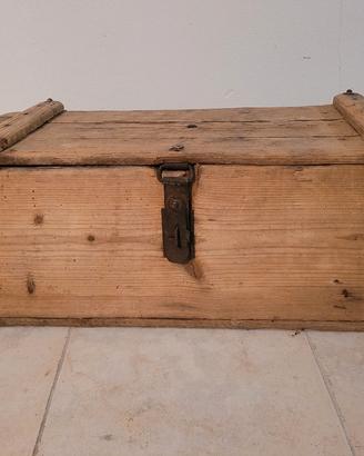 cassetta in legno porta munizioni 