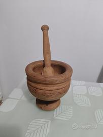 mortaio in legno vintage 