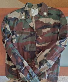 giacca/pantalone mimetica completa taglia 48 R