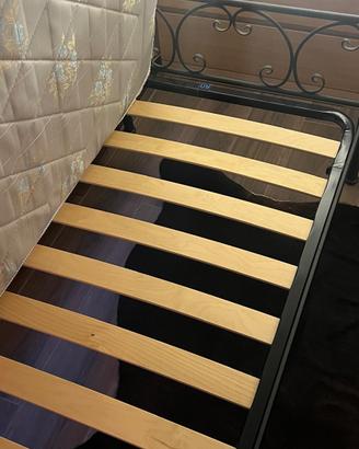 Letto una piazza ferro battuto