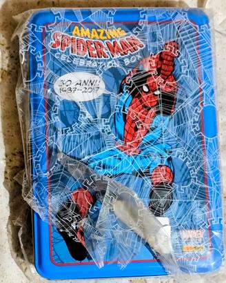 Lotto Spider-Man Marvel + lunch box + fumetti – pe