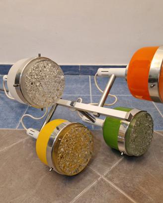 Lampadario prodotto da Stilnovo negli anni’60