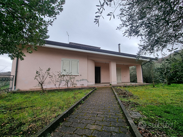 Villa a San Mango sul Calore