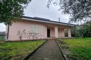 Villa a San Mango sul Calore