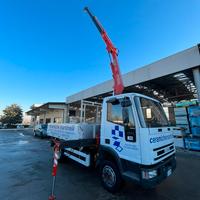 EUROCARGO 120qli con GRU