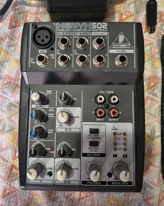 Mixer Behringer Xenyx 502