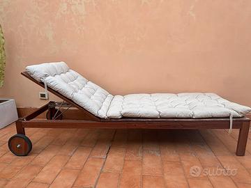 Lettino in legno