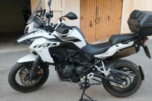 Benelli Trk 502x