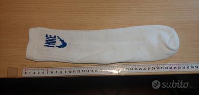 Calzini in spugna bianchi