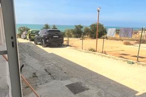 A 100 metri dal mare