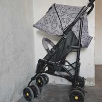 Passeggino e seggiolino Winnie the pooh.