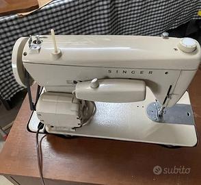 Macchina da cucire Singer mod 237 anni 80