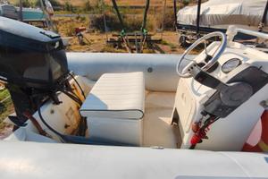 Divertentissimo Gommone 4,5 metri motore 40 cv 2t