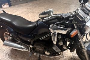 Yamaha FZX 750