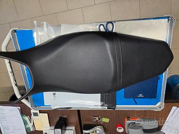 sella originale honda  hornet 2011/2014