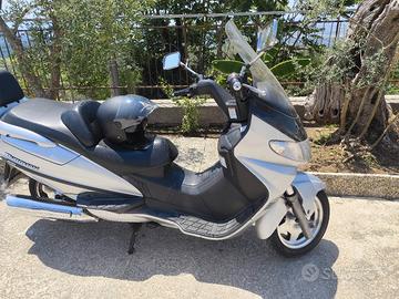 Suzuki Burgman 400