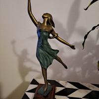 statuetta in bronzo