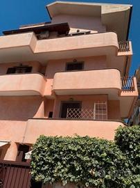 Marino Appartamento ampio con box auto