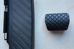 Poggiapiedi e pedale freno AUDI/VW/SEAT originali