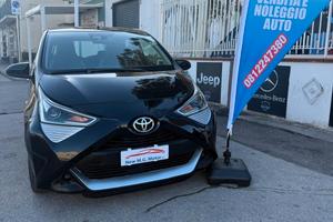 Toyota Aygo Connect 1.0 VVT-i 72 CV 5 porte x-clus