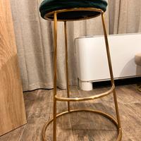 Sgabello in velluto colore verde petrolio