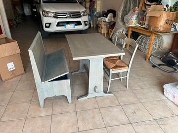 Tavolo sedie panca