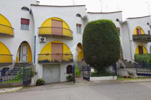 VILLA A SCHIERA CENTRALE A CAMPAGNOLA EMILIA