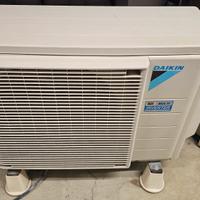 Daikin dual split inverter R32