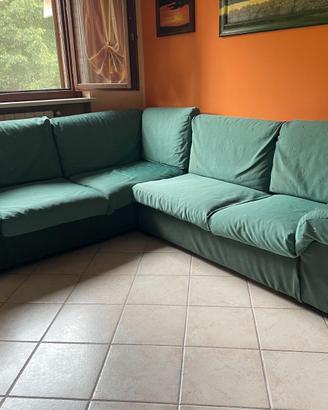 DIVANO ANGOLARE CON LETTO