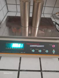 bilancia elettronica di precisione