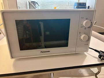 Microonde panasonic 700w