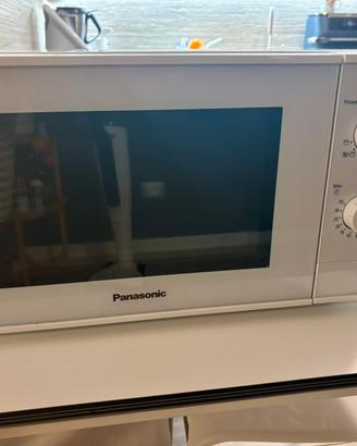 Microonde panasonic 700w