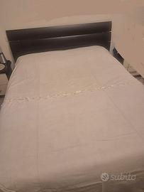 Copriletto vintage in lino pesante 