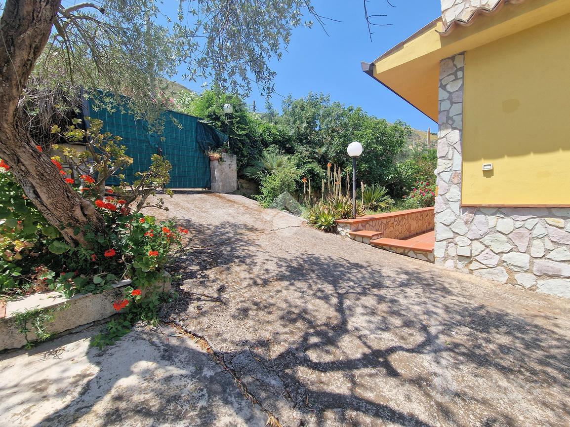 VILLA SINGOLA A MISILMERI - Vista 5