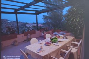 Villetta vista mare località Eden Rock