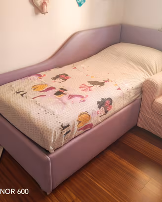 Letto singolo cameretta bambina in ecopelle