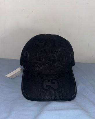CAPPELLO NERO MONOGRAMMATO NUOVO