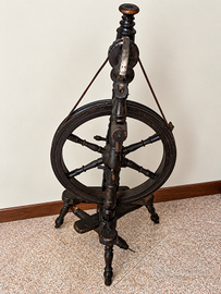 Arcolaio / filatoio antico in legno – ruota da fil