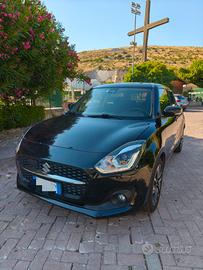 Suzuki Swift Top Hybrid Black