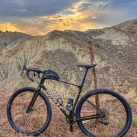 Giant Revolt Advanced gravel
