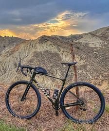 Giant Revolt Advanced gravel