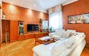 trilocale-in-villa-con-taverna-e-giardino-