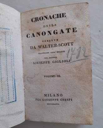 Libro antico da restaurare